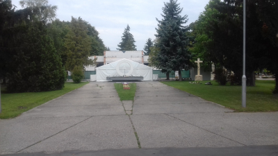 Prebieha rekonštrukcia domu smútku na mestskom cintoríne